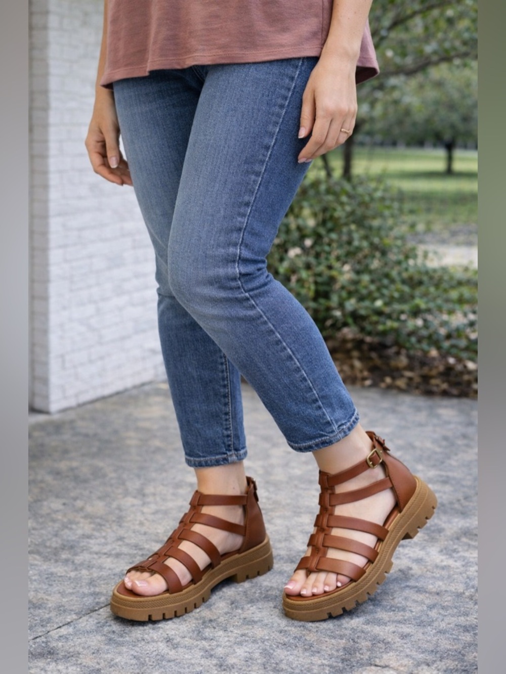 NIB Jellypop Chanelle Comfort Fit Gladiator Sandals in color Cognac Smooth